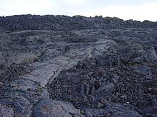 220px-Aa_next_to_pahoehoe_lava_at_Craters_of_the_Moon_NM-750px.jpeg
